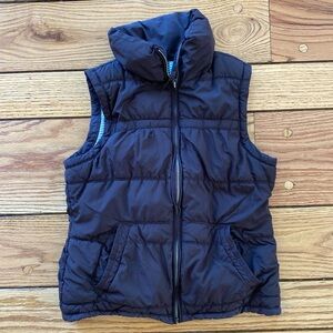 American Eagle brown zip up vest size M
